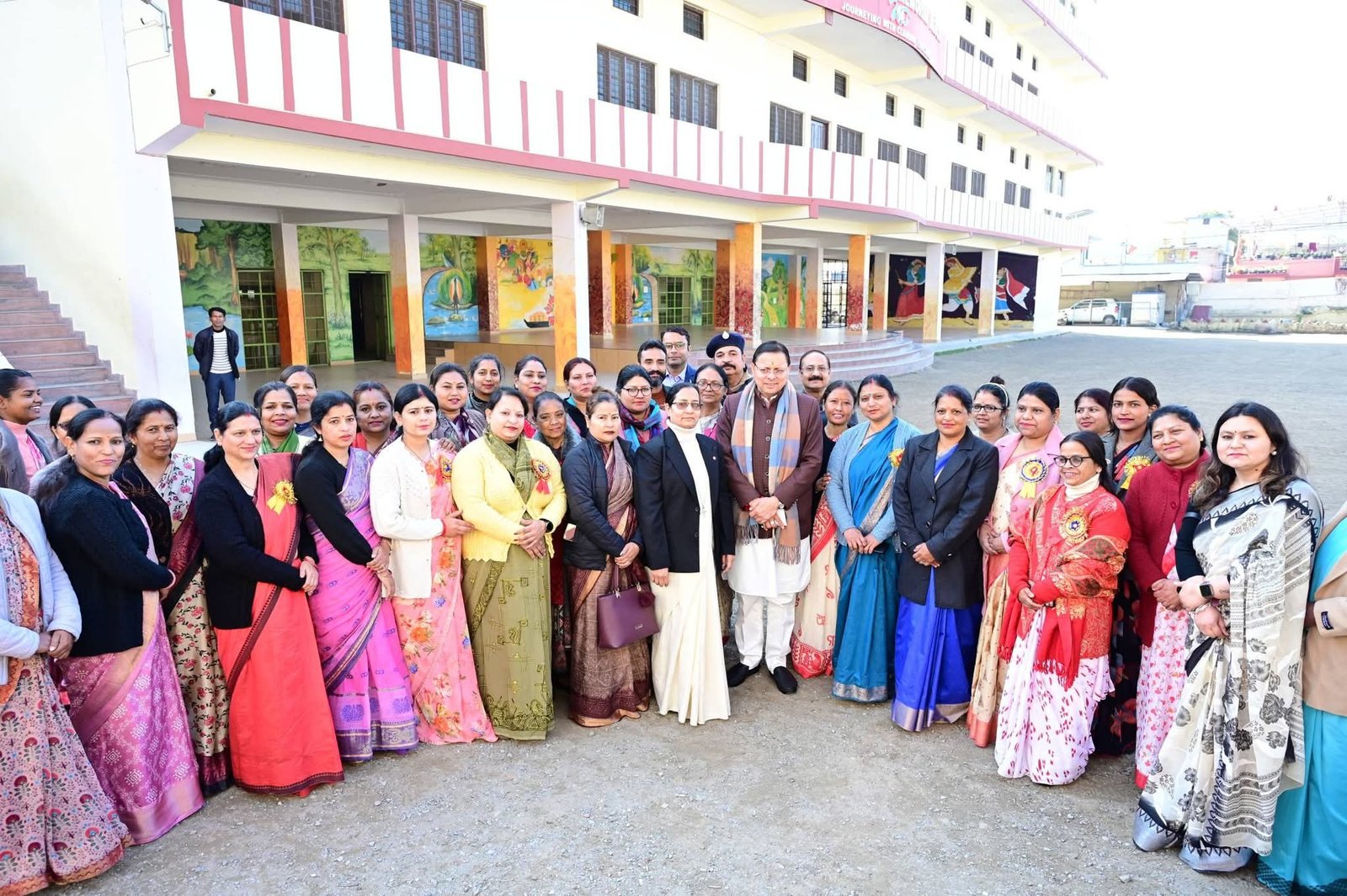 “CM धामी ने छात्रों को दिया मंत्र- समय प्रबंधन और नियमित अभ्यास से मिलेगी सफलता”