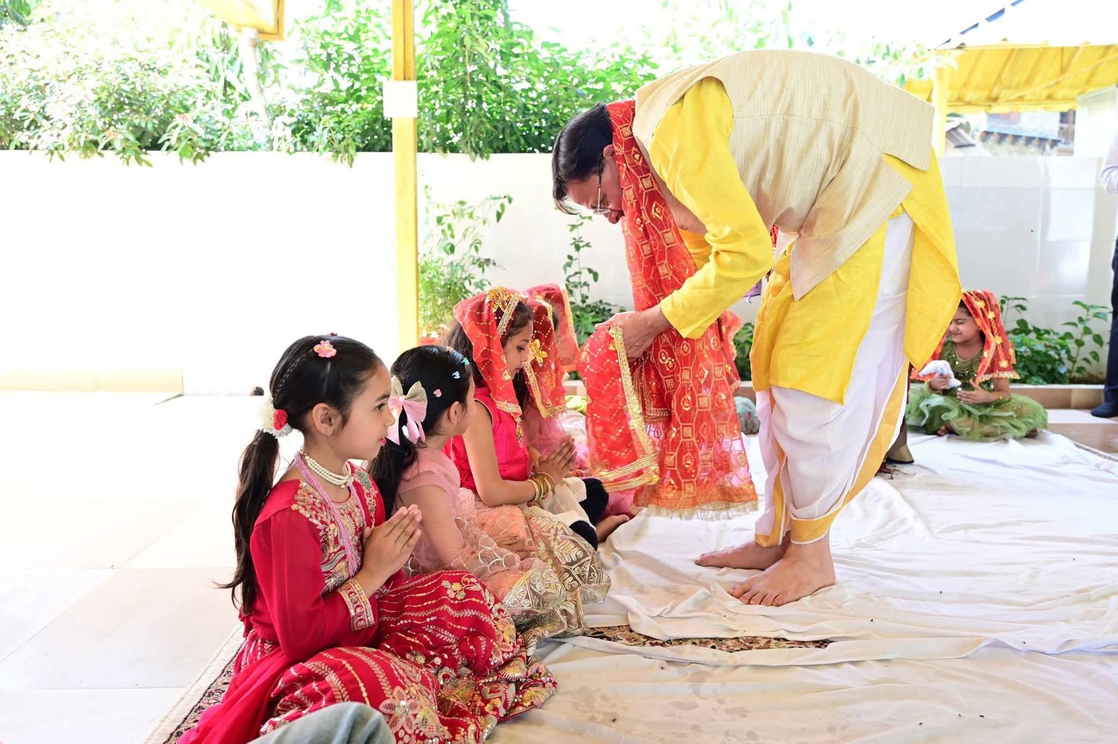 मुख्यमंत्री ने राम नवमी पर किया कन्या पूजन, प्रदेश की समृद्धि की कामना