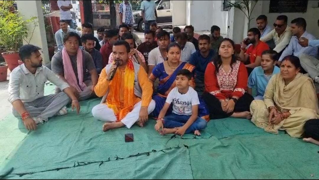 नैनीताल पुलिस पर भाजपा नेताओं का हमला, बंशीधर भगत और विपिन पांडे ने लगाए गंभीर आरोप