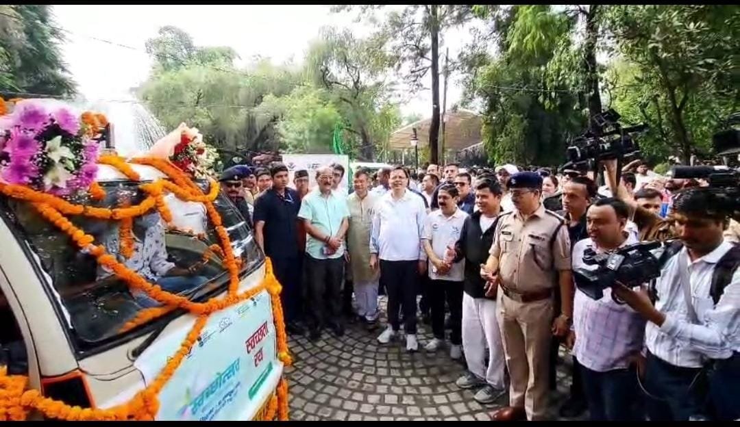 प्रधानमंत्री मोदी के जन्मदिन पर देहरादून में स्वच्छ उत्सव का आयोजन