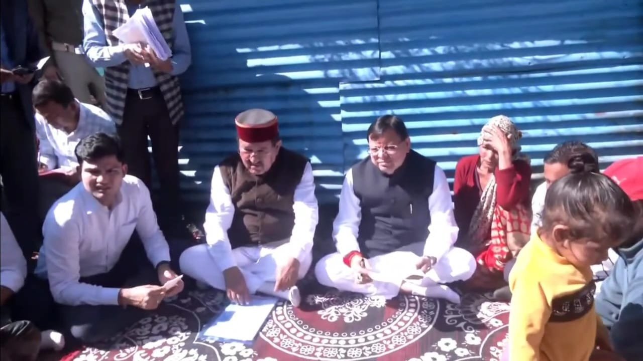 जनता से जुड़ाव की मिसाल: रुद्रप्रयाग में आपदा प्रभावितों के बीच पहुंचे मुख्यमंत्री धामी