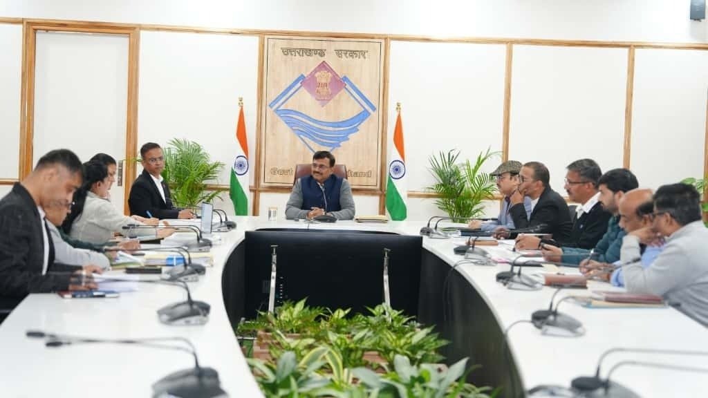 मुख्य सचिव आनंद बर्द्धन की अध्यक्षता में आज भागीरथी ईको सेंसिटिव जोन निगरानी समिति की बैठक आयोजित की गई