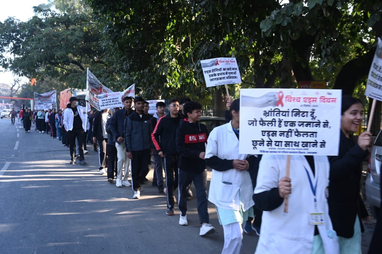 ज्ञान से जागरूकता, जागरूकता से सुरक्षा-उत्तराखण्ड में विश्व एड्स दिवस का संकल्प
