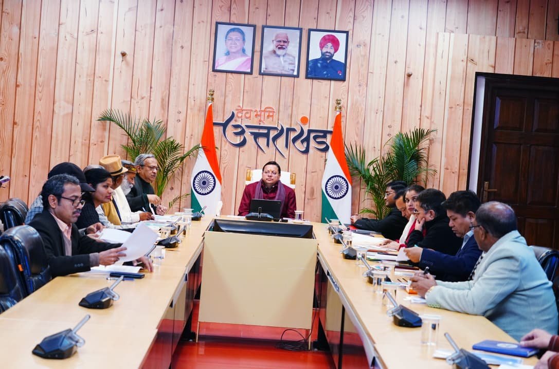 मुख्यमंत्री धामी की अध्यक्षता में ग्राम्य विकास एवं पलायन निवारण आयोग की 10वीं बैठक आयोजित