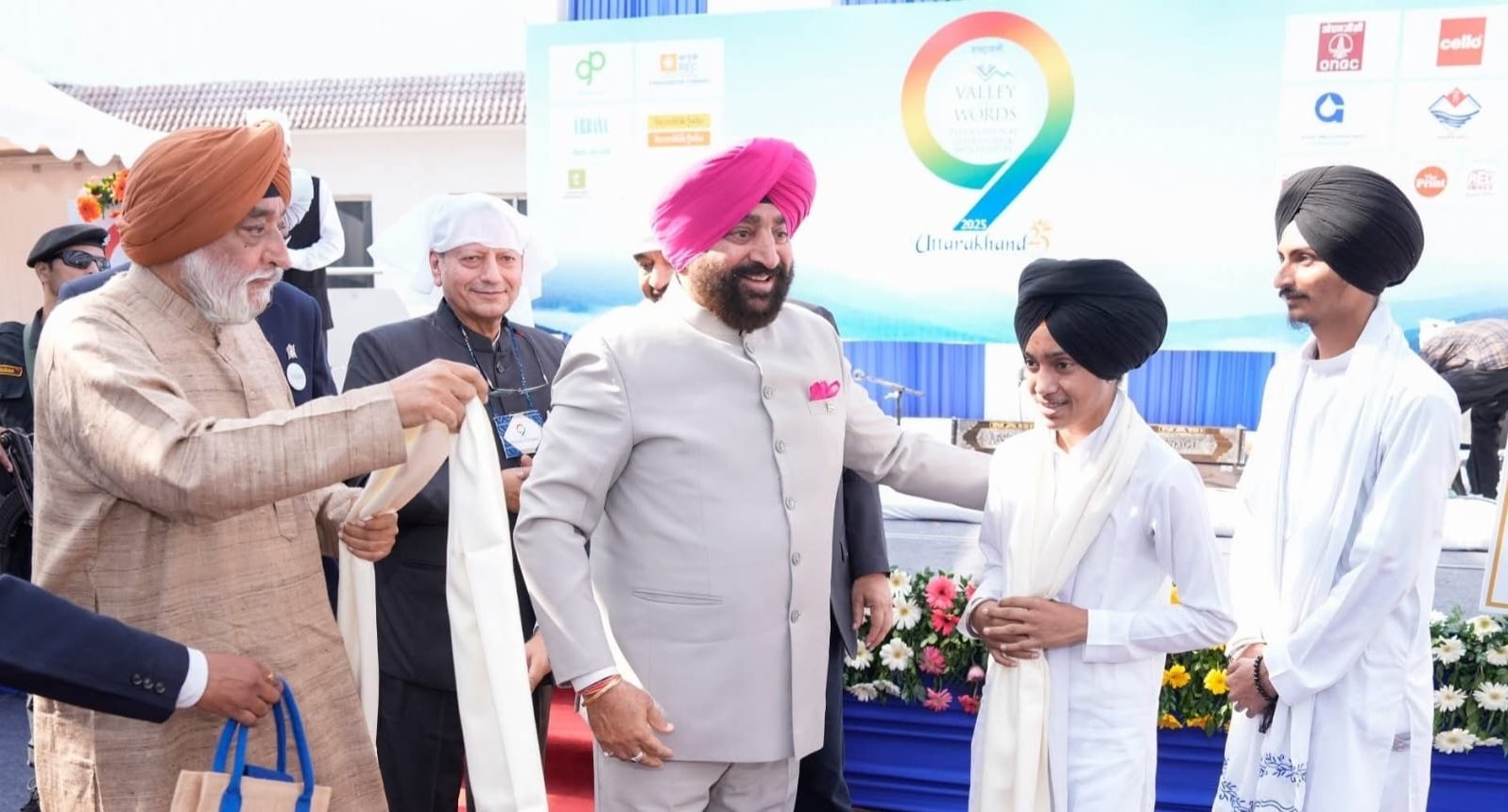 राज्यपाल गुरमीत सिंह ने ‘वैली ऑफ वर्ड्स’ इंटरनेशनल लिटरेचर एंड आर्ट फेस्टिवल के 9वें संस्करण का किया शुभारंभ