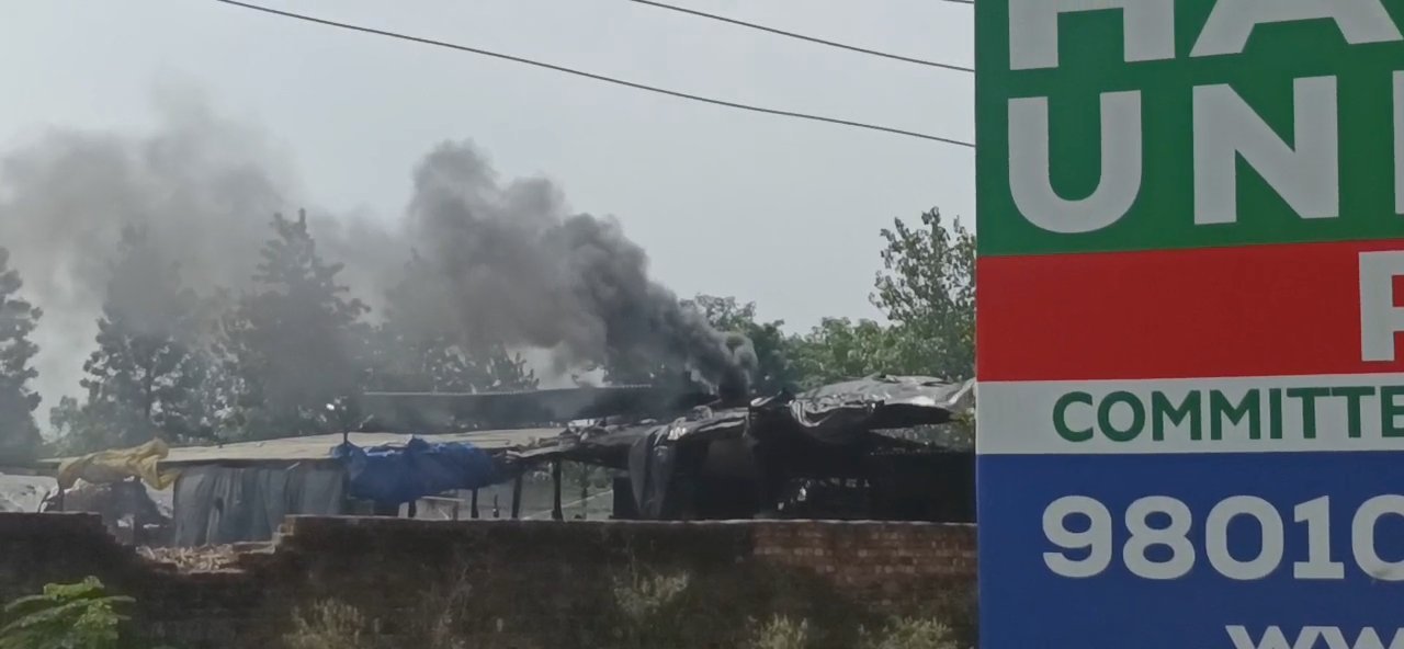 लंढोरा में गन्ना सीज़न बना ज़हर, कोल्हुओं से उठ रहे धुएं से कई लोग कैंसर और बीमारियों की चपेट में ….