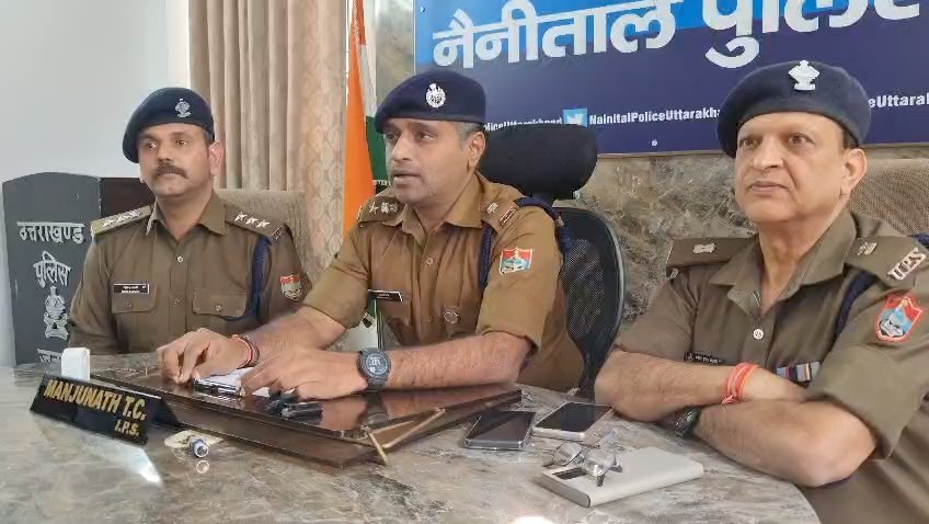 नैनीताल: पुलिस की बड़ी कार्रवाई, एसओजी और काठगोदाम पुलिस ने चरस के साथ दो तस्कर किए गिरफ्तार